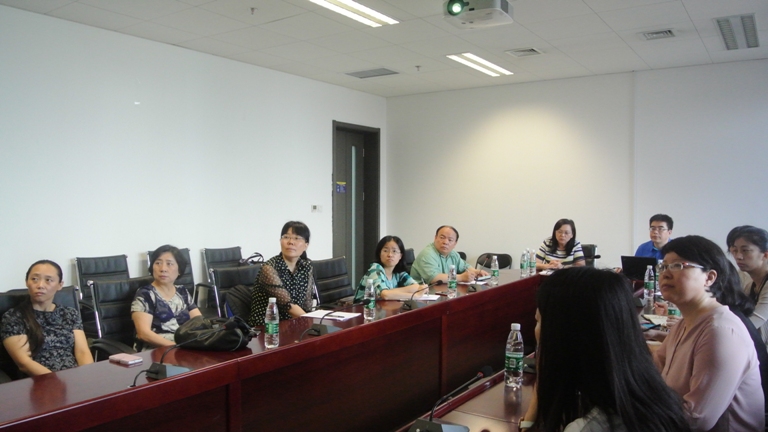 BB贝博艾弗森院举行英语双学位双专业和大学英语教学教务联系会议1